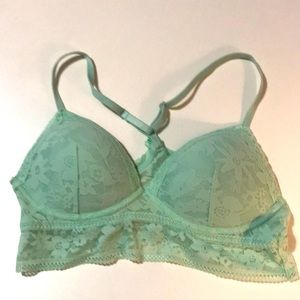 Victoria’s Secret Earie Bralette Sz Med in Mint lace